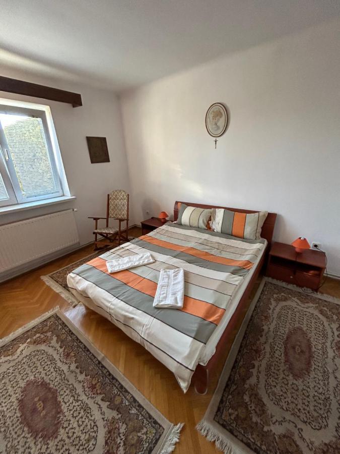 Вилла Casa Bunicilor Colonia Sase Martie Экстерьер фото